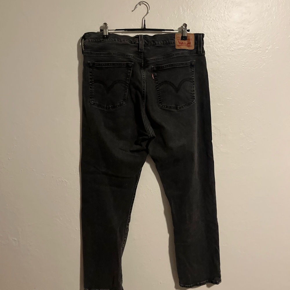 Levi's women’s black Straight Jeans